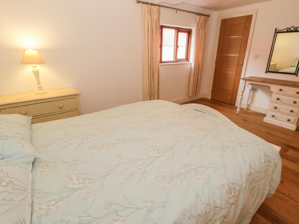 Hen Stabl Holiday home
